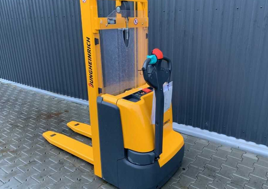 Jungheinrich EJC110 - Stacker: foto 3 Jungheinrich EJC110 - Stacker: foto 3