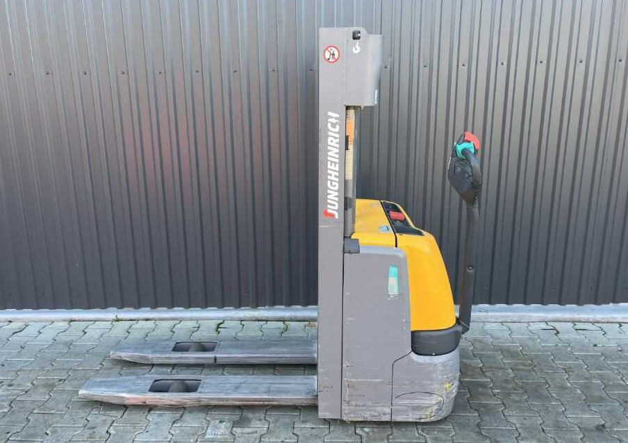 Jungheinrich EJC112 - Stacker: foto 2 Jungheinrich EJC112 - Stacker: foto 2