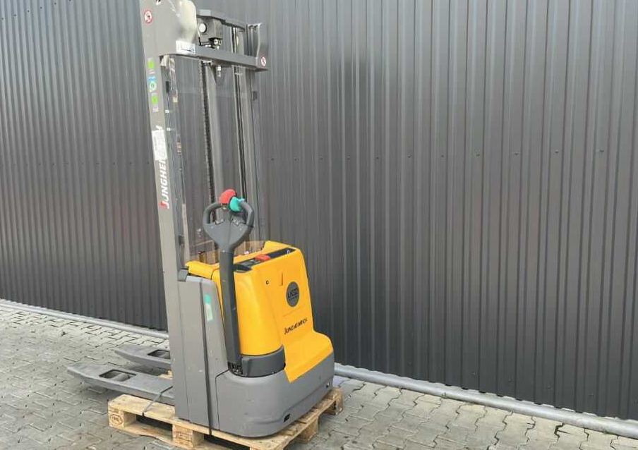 Jungheinrich EJC112 - Stacker: foto 3 Jungheinrich EJC112 - Stacker: foto 3