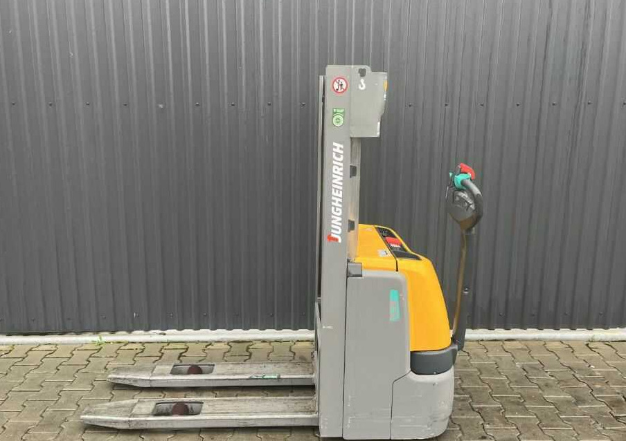 Jungheinrich EJC112 - Stacker: foto 2 Jungheinrich EJC112 - Stacker: foto 2