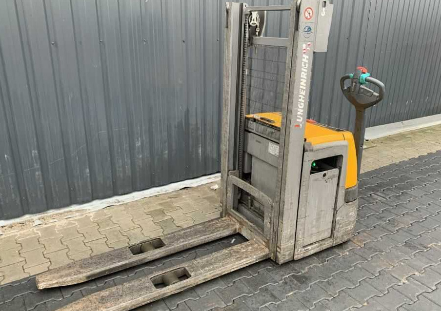 Jungheinrich EJC214 - Stacker: foto 1 Jungheinrich EJC214 - Stacker: foto 1