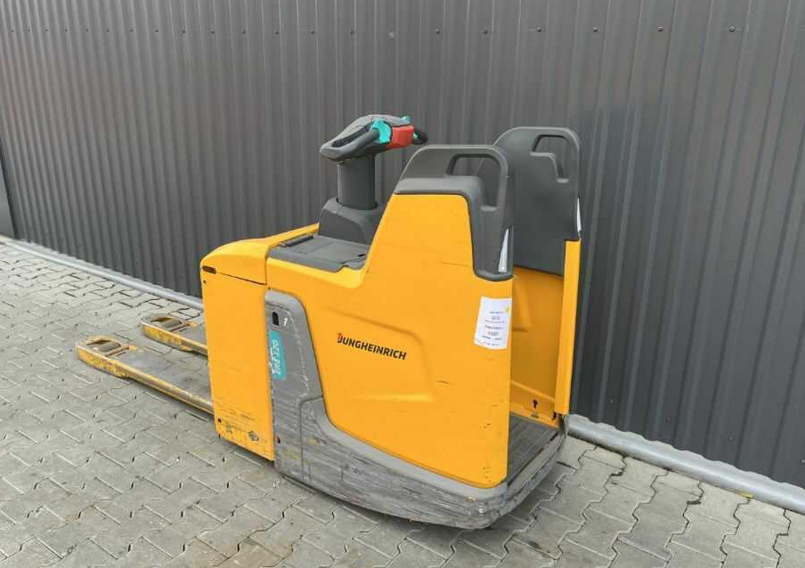 Jungheinrich ERE120 - Stacker: foto 3 Jungheinrich ERE120 - Stacker: foto 3