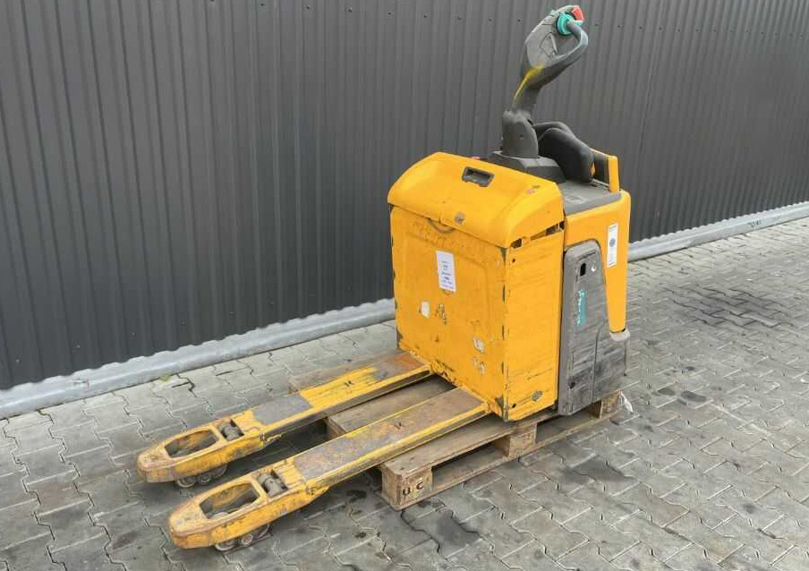 Jungheinrich ERE120 - Stacker: foto 1 Jungheinrich ERE120 - Stacker: foto 1