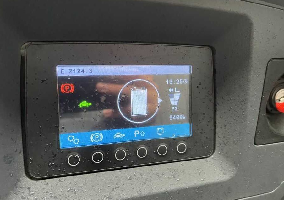 Jungheinrich ETV216 - Empilhador retráctil: foto 5 Jungheinrich ETV216 - Empilhador retráctil: foto 5