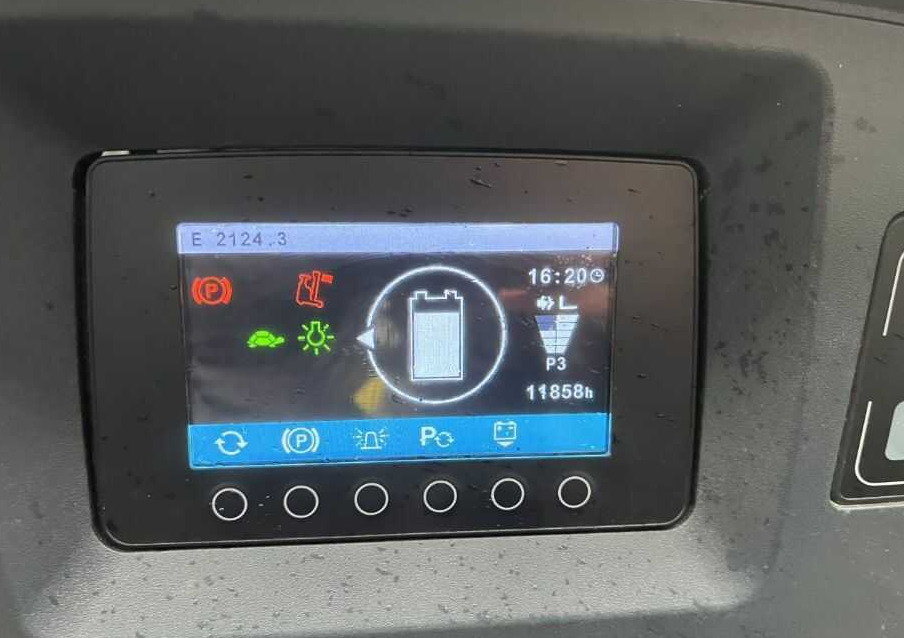 Jungheinrich ETV216 - Empilhador retráctil: foto 5 Jungheinrich ETV216 - Empilhador retráctil: foto 5