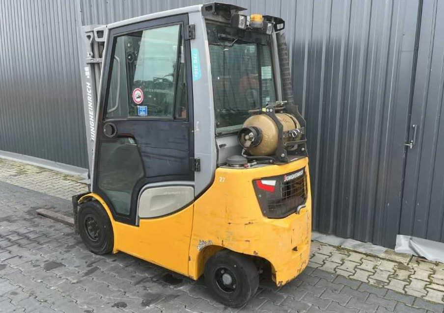 Jungheinrich TFG316s - Empilhador a gás: foto 3 Jungheinrich TFG316s - Empilhador a gás: foto 3