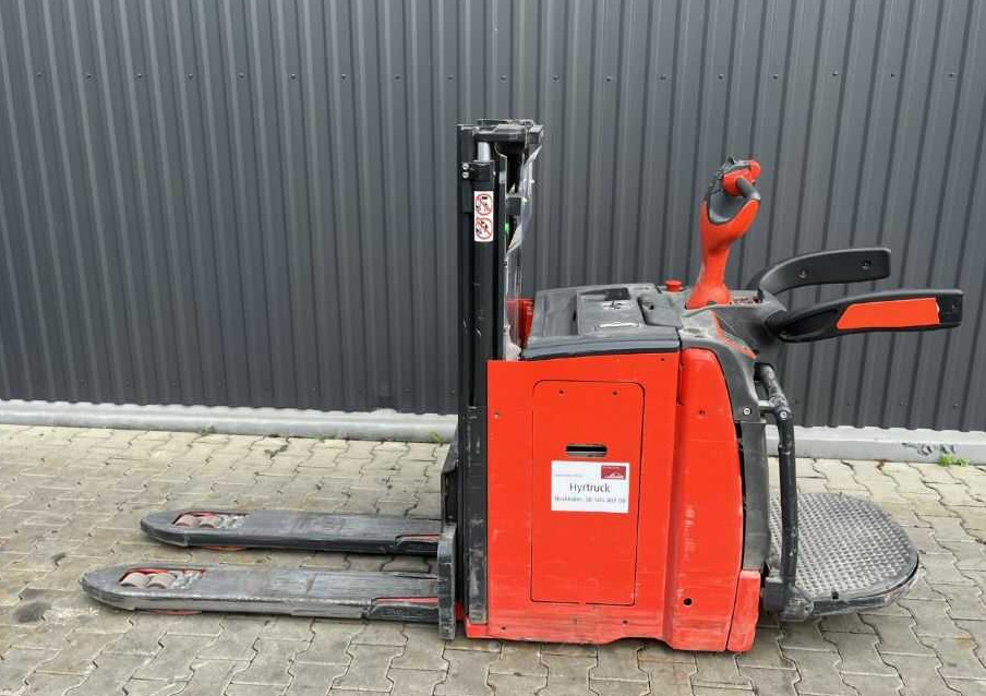 Linde D10AP - Stacker: foto 2 Linde D10AP - Stacker: foto 2