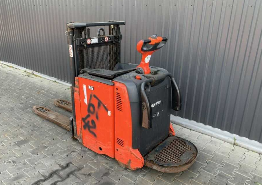Linde D12AP - Stacker: foto 3 Linde D12AP - Stacker: foto 3