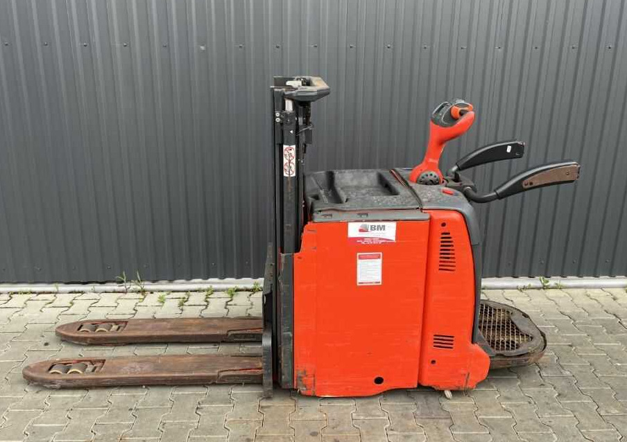 Linde D12AP - Stacker: foto 2 Linde D12AP - Stacker: foto 2