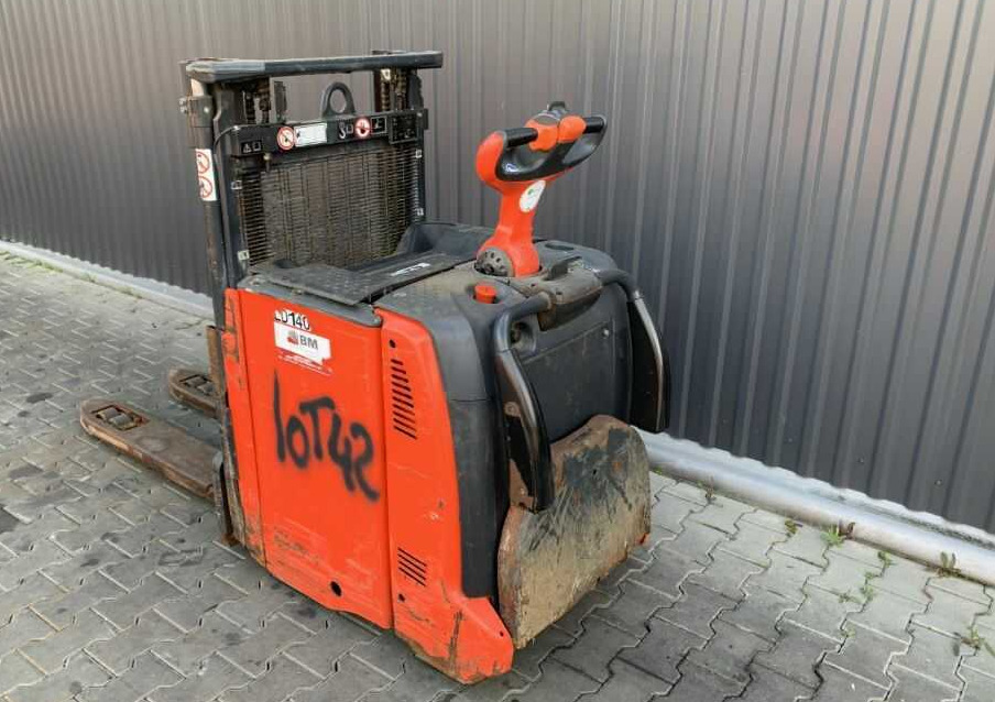 Linde D12AP - Stacker: foto 3 Linde D12AP - Stacker: foto 3