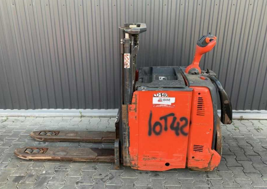 Linde D12AP - Stacker: foto 2 Linde D12AP - Stacker: foto 2