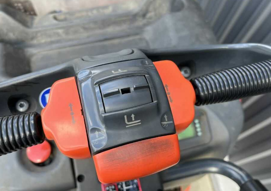 Stacker Linde D12AP: foto 8
