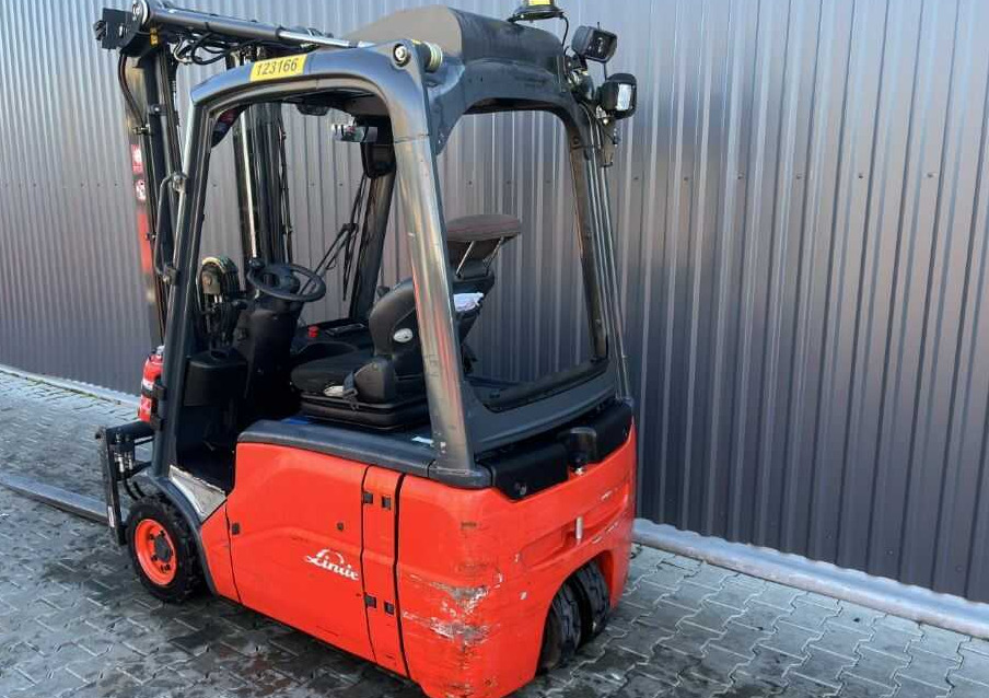 Linde E16-01 - Empilhador elétrico: foto 3 Linde E16-01 - Empilhador elétrico: foto 3