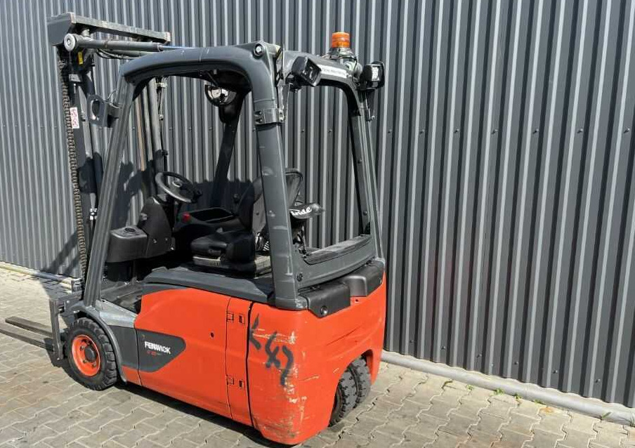 Linde E16-02 - Empilhador elétrico: foto 3 Linde E16-02 - Empilhador elétrico: foto 3