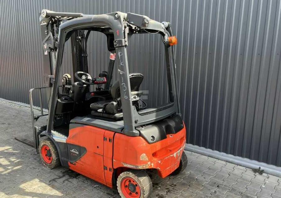 Linde E16P-02 - Empilhador elétrico: foto 3 Linde E16P-02 - Empilhador elétrico: foto 3