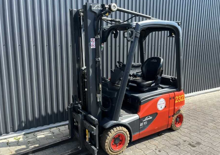 Linde E16P-02 - Empilhador elétrico: foto 1 Linde E16P-02 - Empilhador elétrico: foto 1