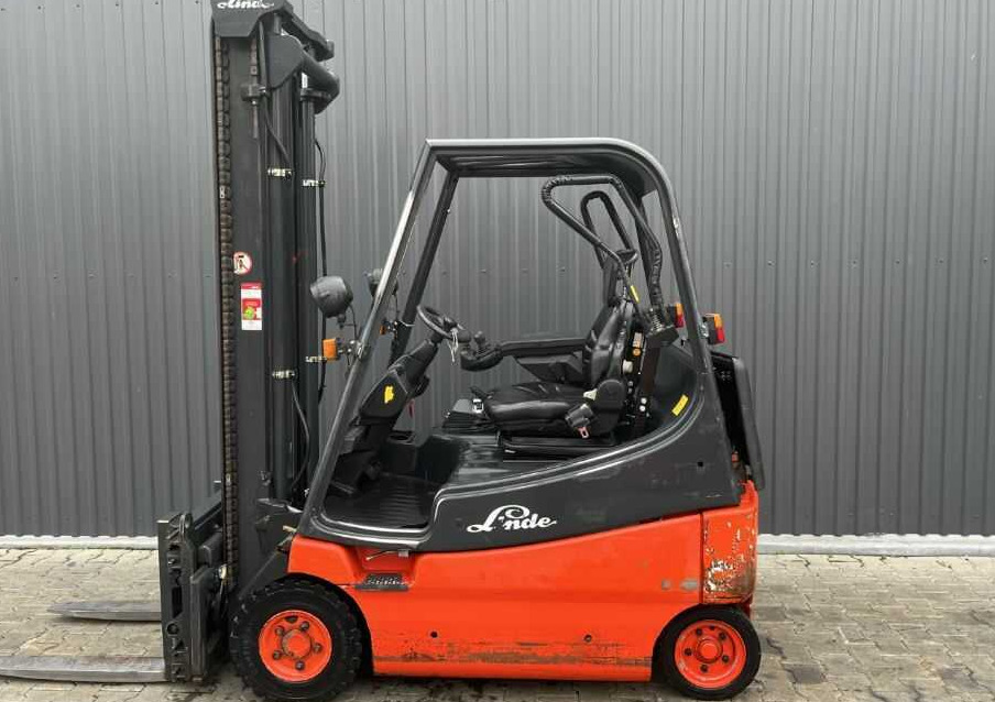 Linde E20 - Empilhador elétrico: foto 2 Linde E20 - Empilhador elétrico: foto 2