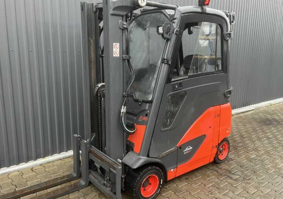 Linde E20PH-02 - Empilhador elétrico: foto 1 Linde E20PH-02 - Empilhador elétrico: foto 1