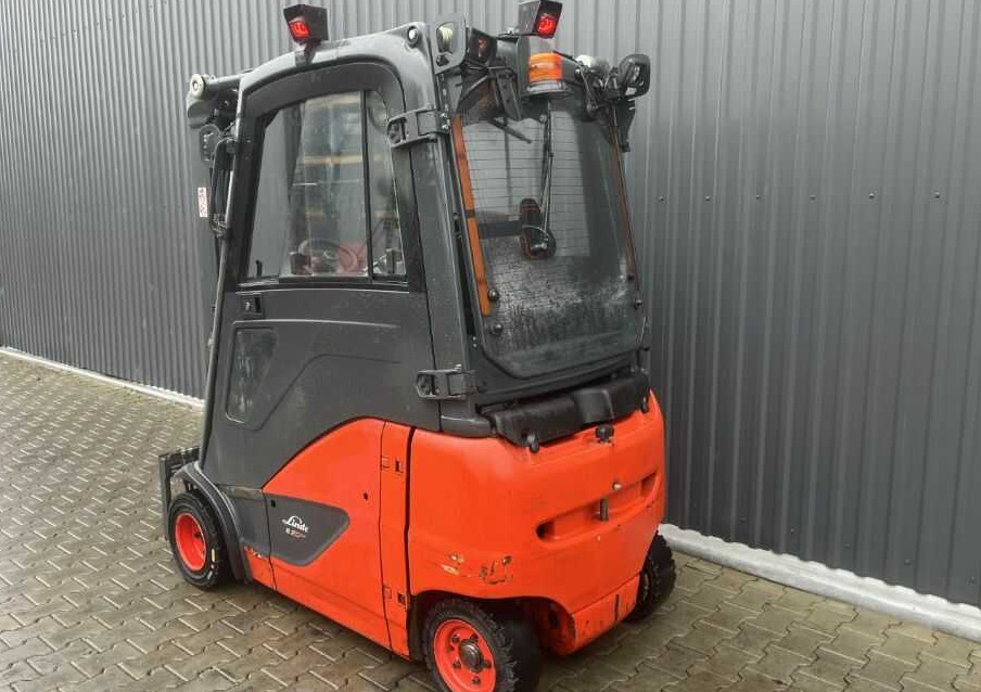 Linde E20PH-02 - Empilhador elétrico: foto 3 Linde E20PH-02 - Empilhador elétrico: foto 3