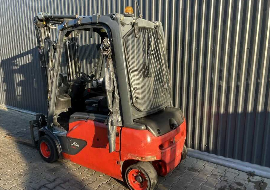 Linde E20PL-02 - Empilhador elétrico: foto 3 Linde E20PL-02 - Empilhador elétrico: foto 3