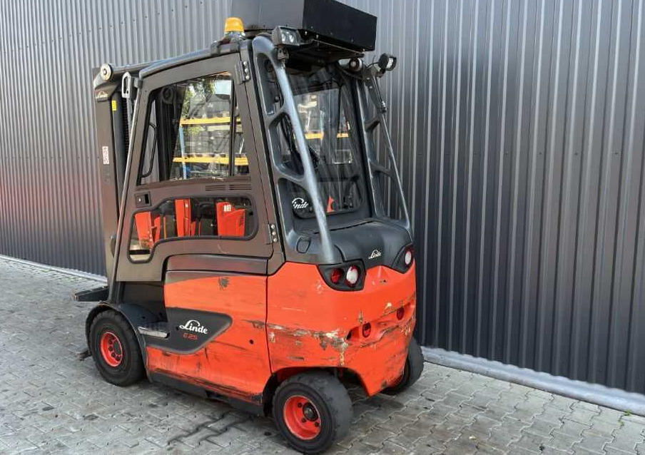 Linde E25H-01/600 - Empilhador elétrico: foto 3 Linde E25H-01/600 - Empilhador elétrico: foto 3