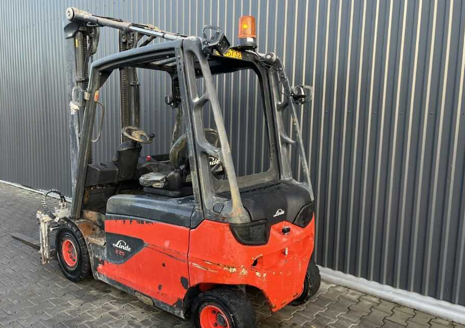Linde E25L-01 - Empilhador elétrico: foto 5 Linde E25L-01 - Empilhador elétrico: foto 5