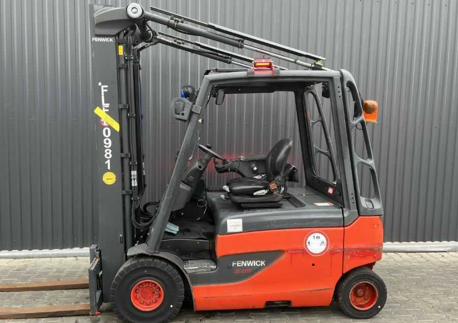 Linde E25L-01 - Empilhador elétrico: foto 2 Linde E25L-01 - Empilhador elétrico: foto 2