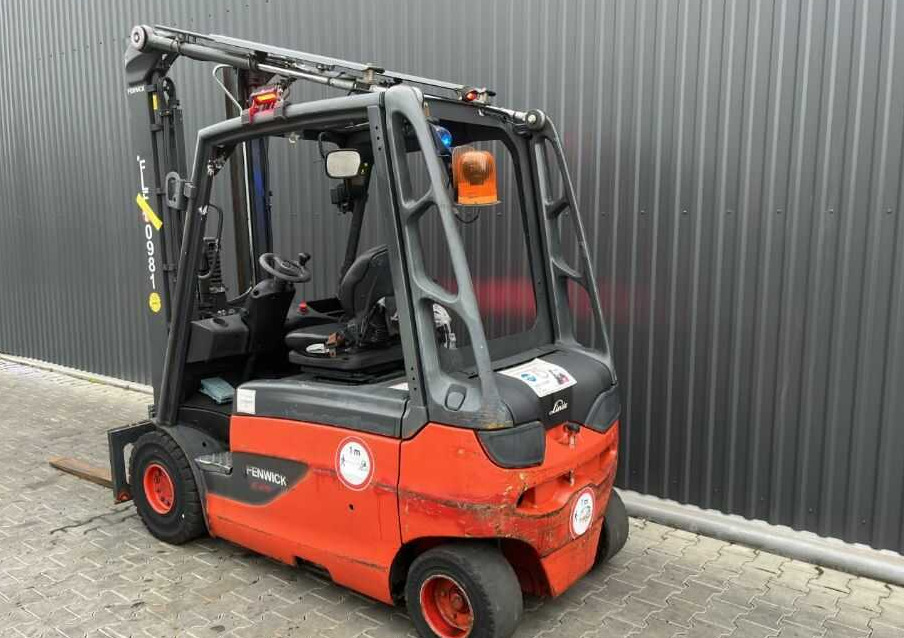 Linde E25L-01 - Empilhador elétrico: foto 3 Linde E25L-01 - Empilhador elétrico: foto 3
