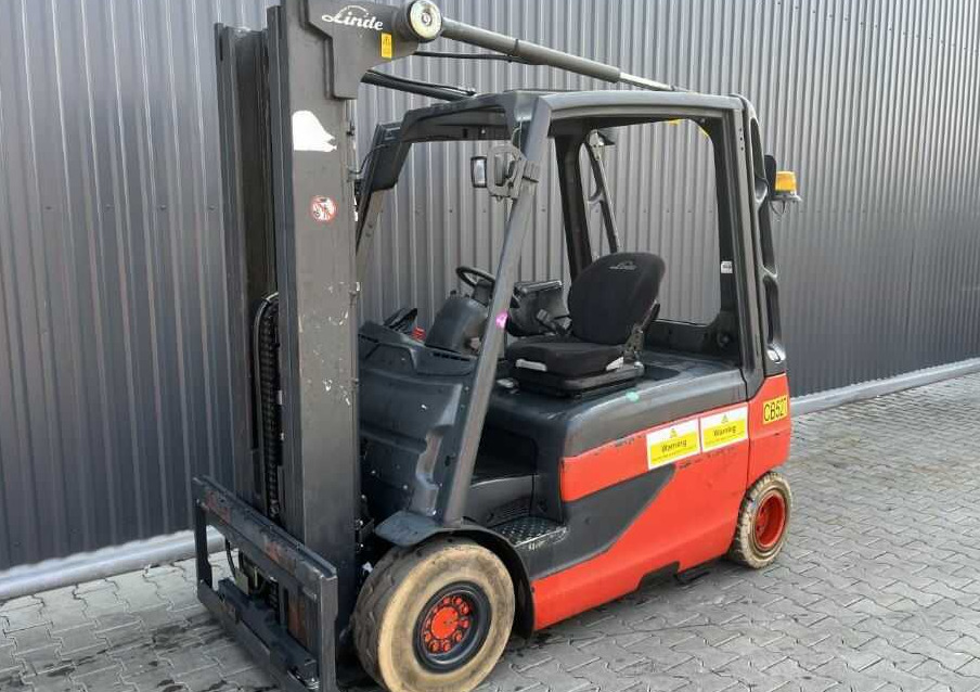 Linde E30L-01 - Empilhador elétrico: foto 1 Linde E30L-01 - Empilhador elétrico: foto 1