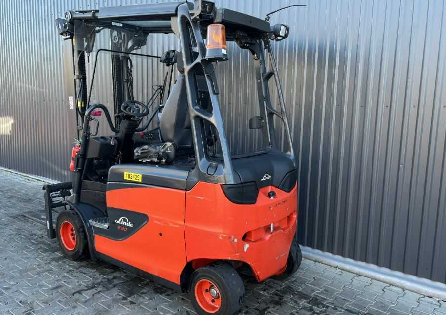 Linde E30RHL/600 - Empilhador elétrico: foto 3 Linde E30RHL/600 - Empilhador elétrico: foto 3