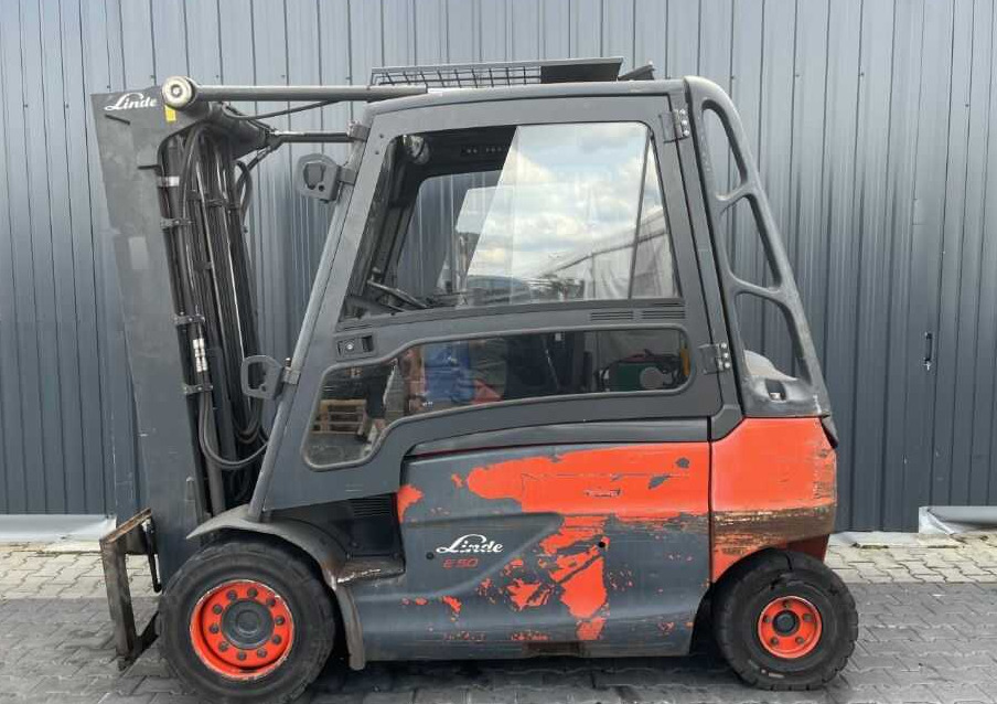 Linde E50HL-01 - Empilhador elétrico: foto 2 Linde E50HL-01 - Empilhador elétrico: foto 2