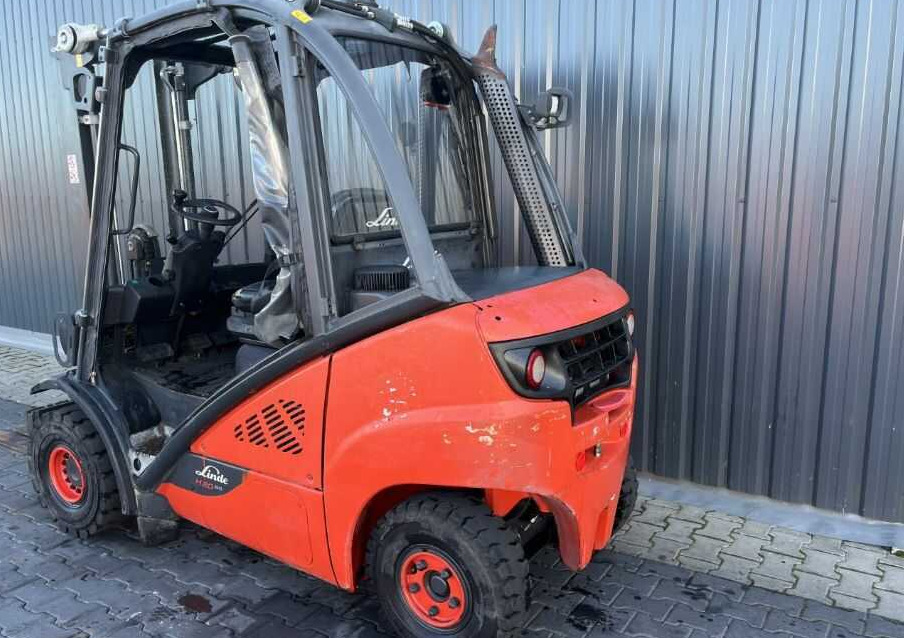 Linde H20D-02/600 - Empilhador a diesel: foto 3 Linde H20D-02/600 - Empilhador a diesel: foto 3
