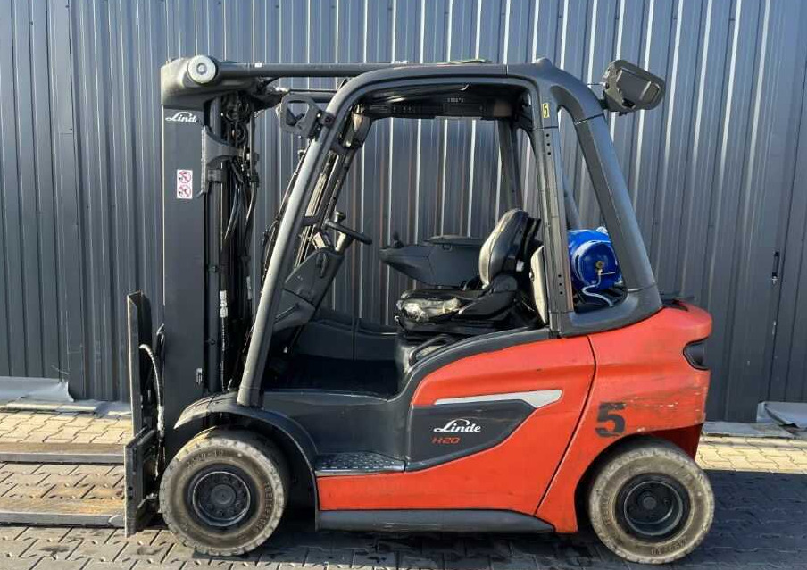Linde H20T-01/600 - Empilhador a gás: foto 2 Linde H20T-01/600 - Empilhador a gás: foto 2