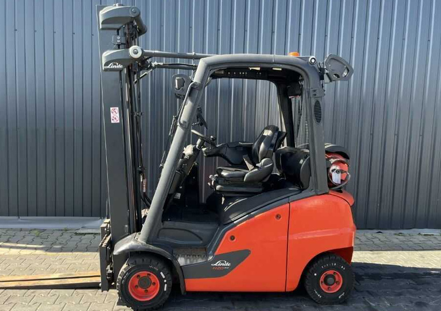 Linde H20T-01 - Empilhador a gás: foto 2 Linde H20T-01 - Empilhador a gás: foto 2