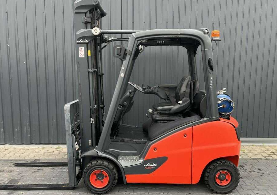 Linde H20T-01 - Empilhador a gás: foto 2 Linde H20T-01 - Empilhador a gás: foto 2