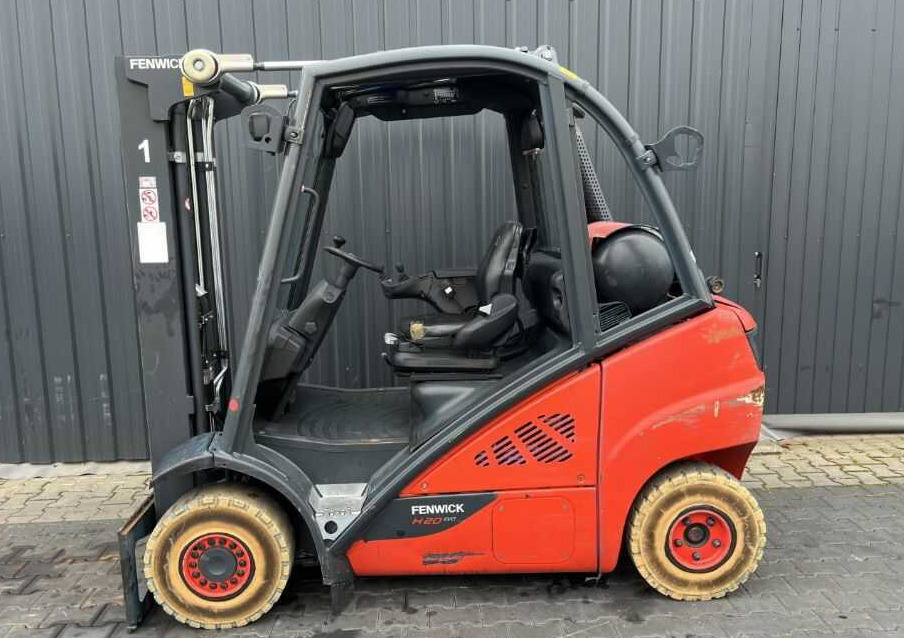 Linde H20T-02/600 - Empilhador a gás: foto 2 Linde H20T-02/600 - Empilhador a gás: foto 2