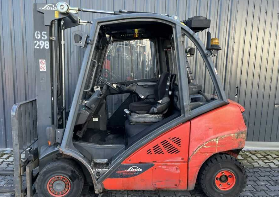 Linde H25D-02 - Empilhador a diesel: foto 2 Linde H25D-02 - Empilhador a diesel: foto 2