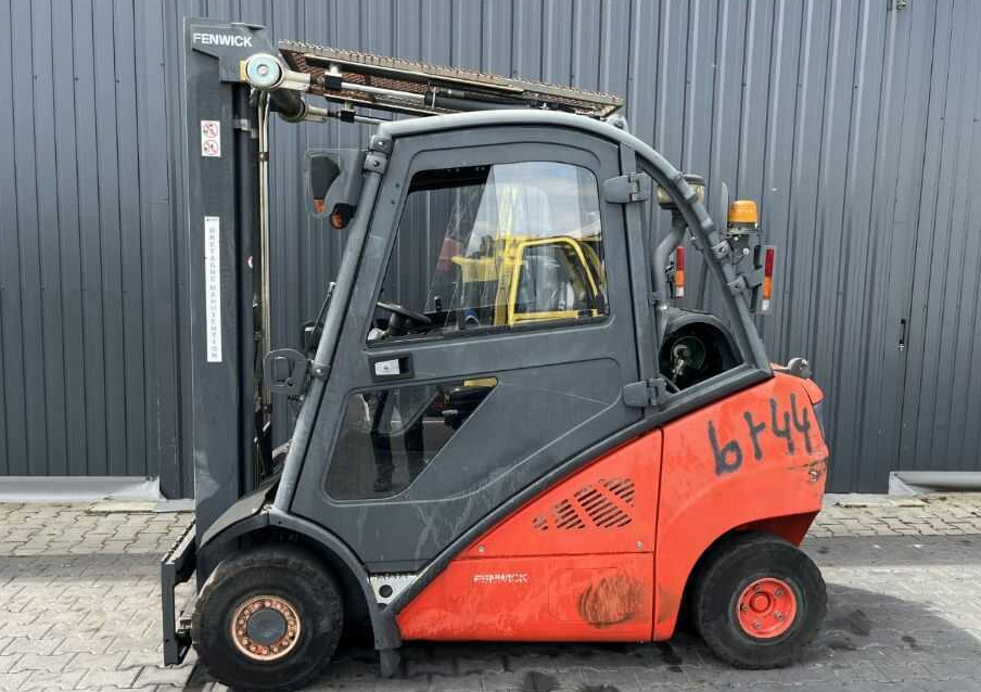 Linde H25T-01 - Empilhador a gás: foto 2 Linde H25T-01 - Empilhador a gás: foto 2