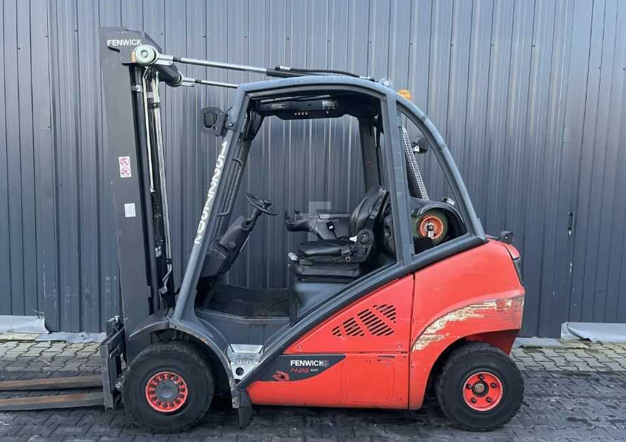 Linde H25T-01 - Empilhador a gás: foto 2 Linde H25T-01 - Empilhador a gás: foto 2