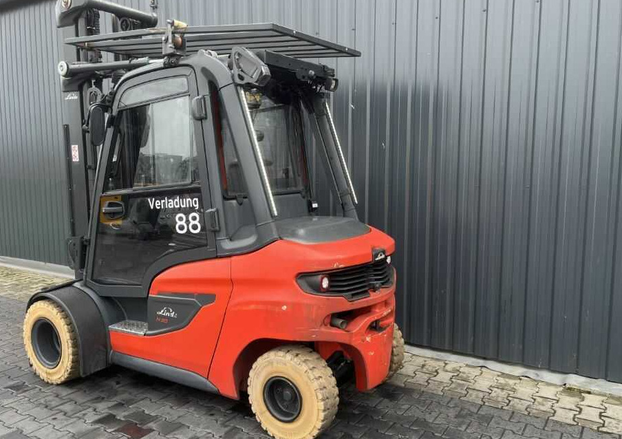 Linde H30D-01 - Empilhador a diesel: foto 3 Linde H30D-01 - Empilhador a diesel: foto 3