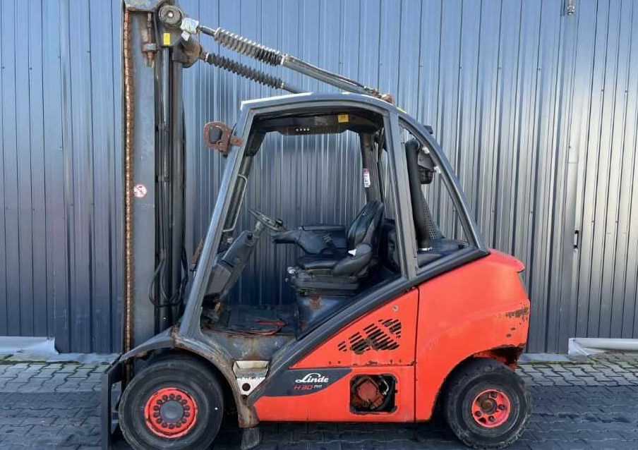 Linde H30D-02 - Empilhador a diesel: foto 2 Linde H30D-02 - Empilhador a diesel: foto 2