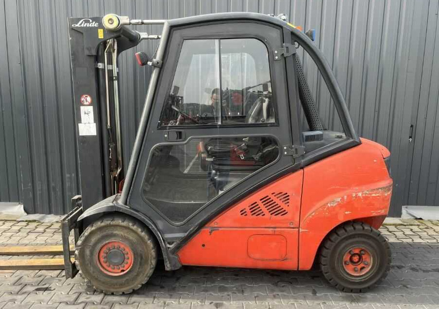 Linde H30D - Empilhador a diesel: foto 2 Linde H30D - Empilhador a diesel: foto 2