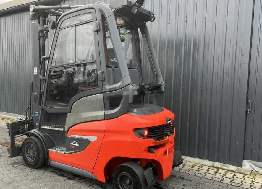Linde H30D - Empilhador a diesel: foto 3 Linde H30D - Empilhador a diesel: foto 3