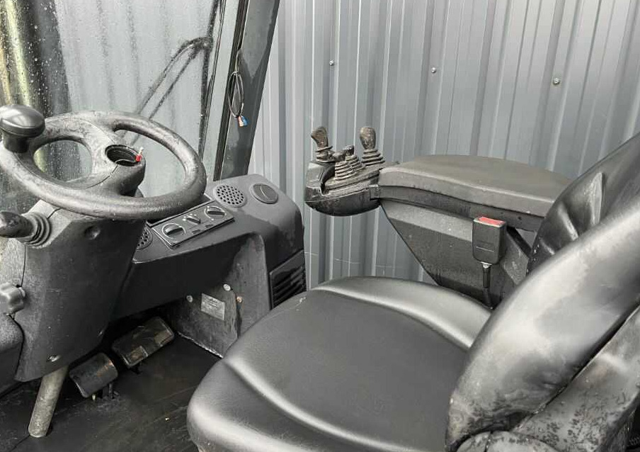 Linde H30T-01 - Empilhador a gás: foto 5 Linde H30T-01 - Empilhador a gás: foto 5