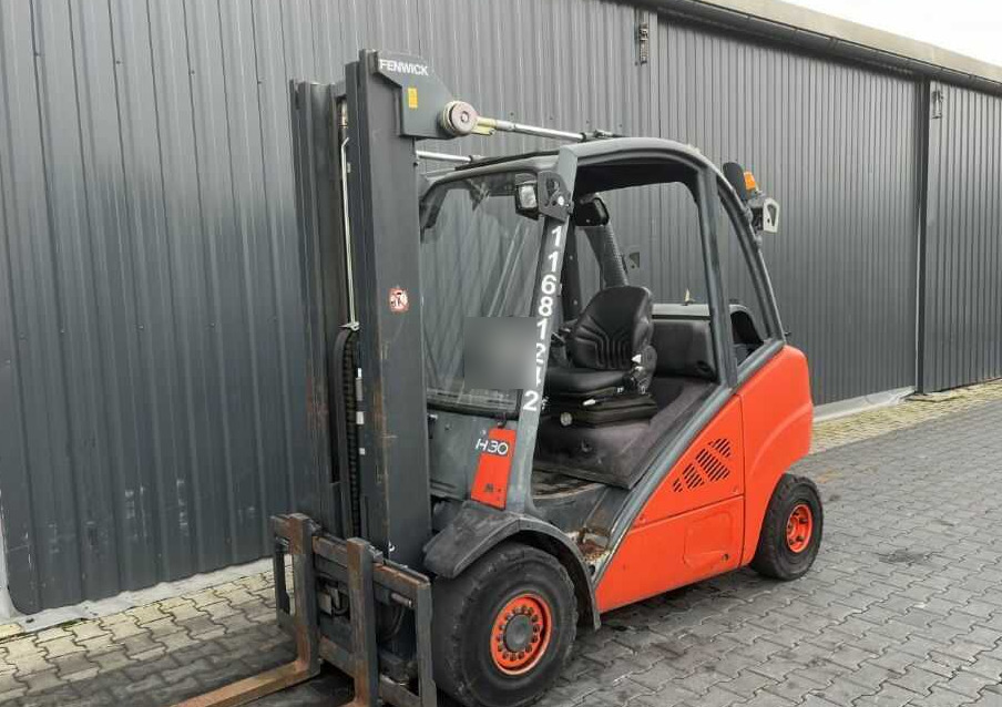Linde H30T-01 - Empilhador a gás: foto 1 Linde H30T-01 - Empilhador a gás: foto 1