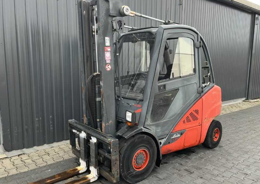 Linde H35D-01 - Empilhador a diesel: foto 1 Linde H35D-01 - Empilhador a diesel: foto 1