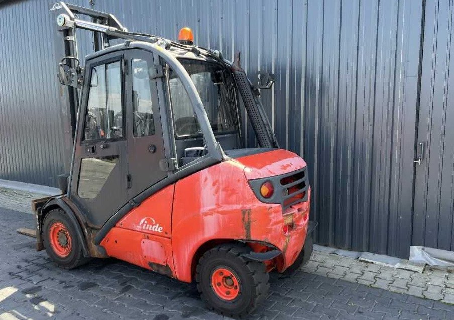 Linde H35D - Empilhador a diesel: foto 3 Linde H35D - Empilhador a diesel: foto 3