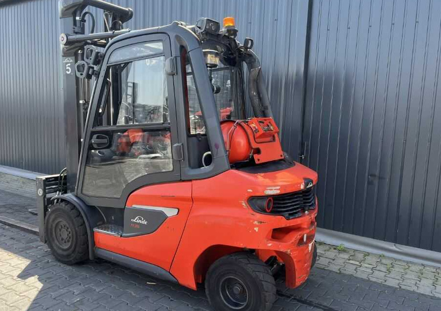 Linde H35T-01 - Empilhador a gás: foto 3 Linde H35T-01 - Empilhador a gás: foto 3