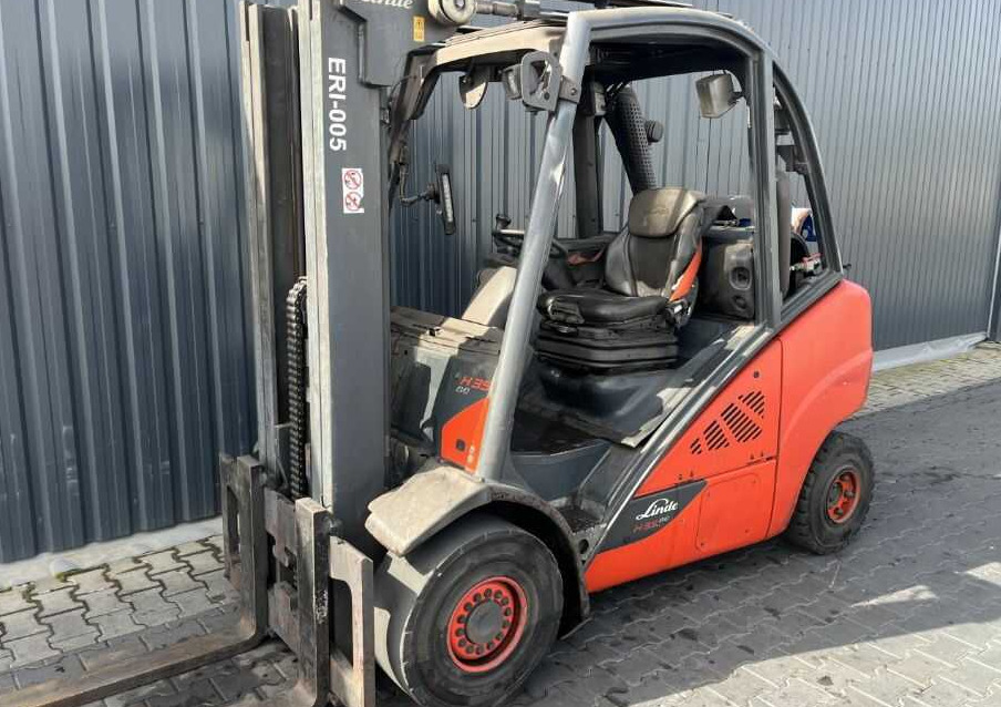 Linde H35T-02 - Empilhador a gás: foto 1 Linde H35T-02 - Empilhador a gás: foto 1