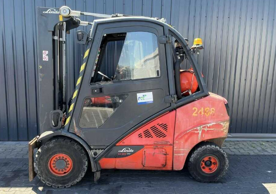 Linde H35T-02 - Empilhador a gás: foto 2 Linde H35T-02 - Empilhador a gás: foto 2